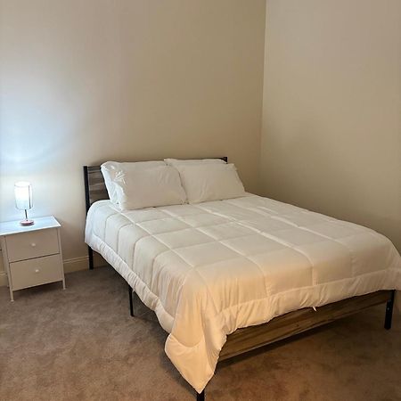 Modern 1 Bedroom Apartment Indianapolis Dış mekan fotoğraf